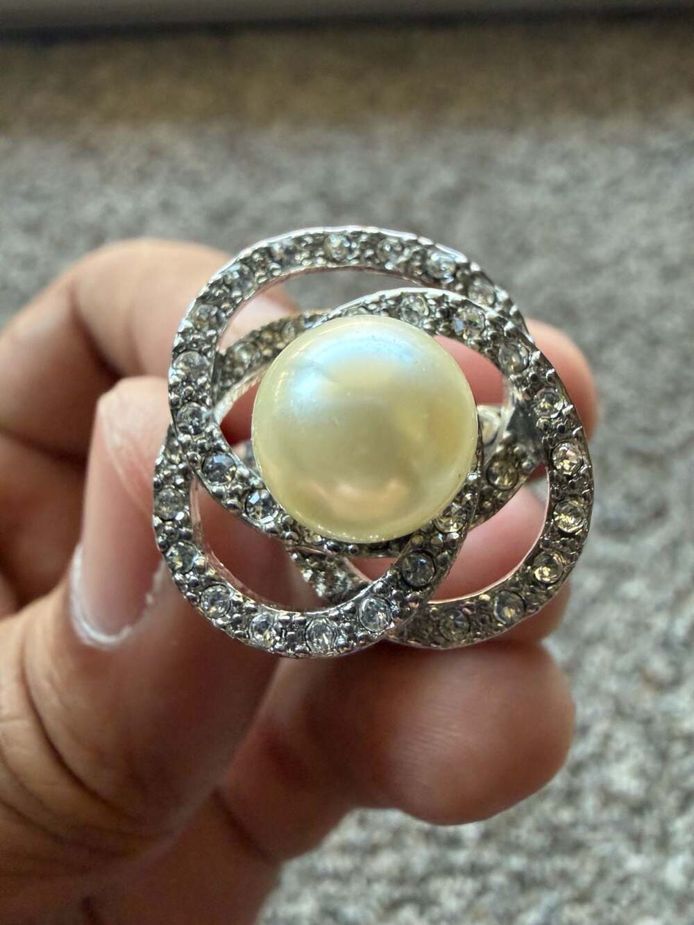 NRT for Avon Vintage Silver Tone Faux Pearl and Crystal Swirl Statement Ring Siz